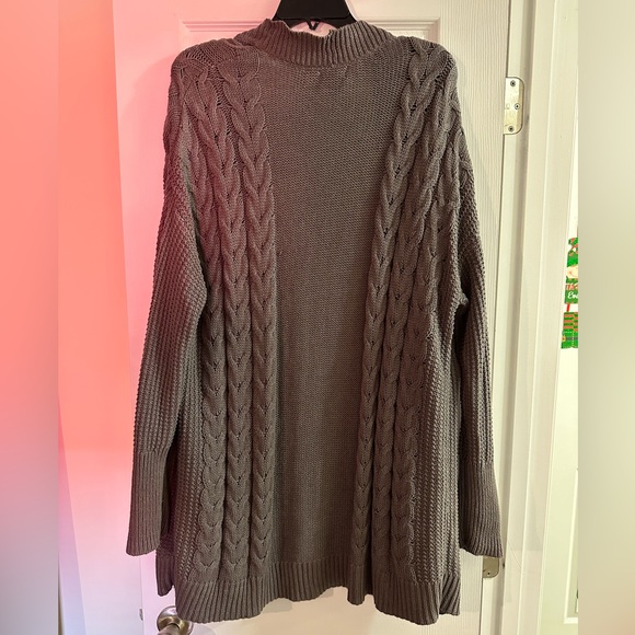 Old Navy Brown Cable Knit Cardigan - Picture 3 of 3